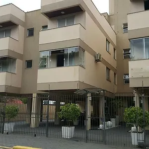  Apartamento Residencial Lazari
